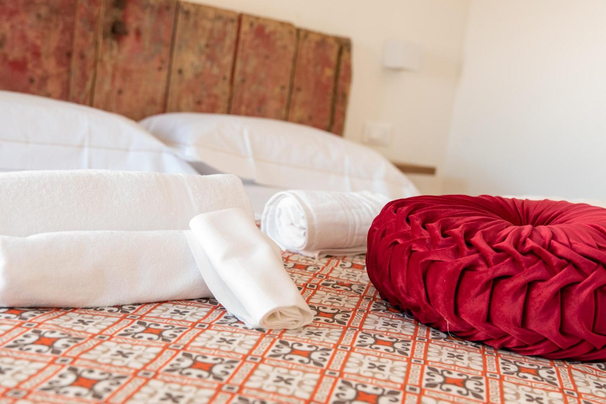 Dilà B&B&fashion store Assisi Phòng bức ảnh