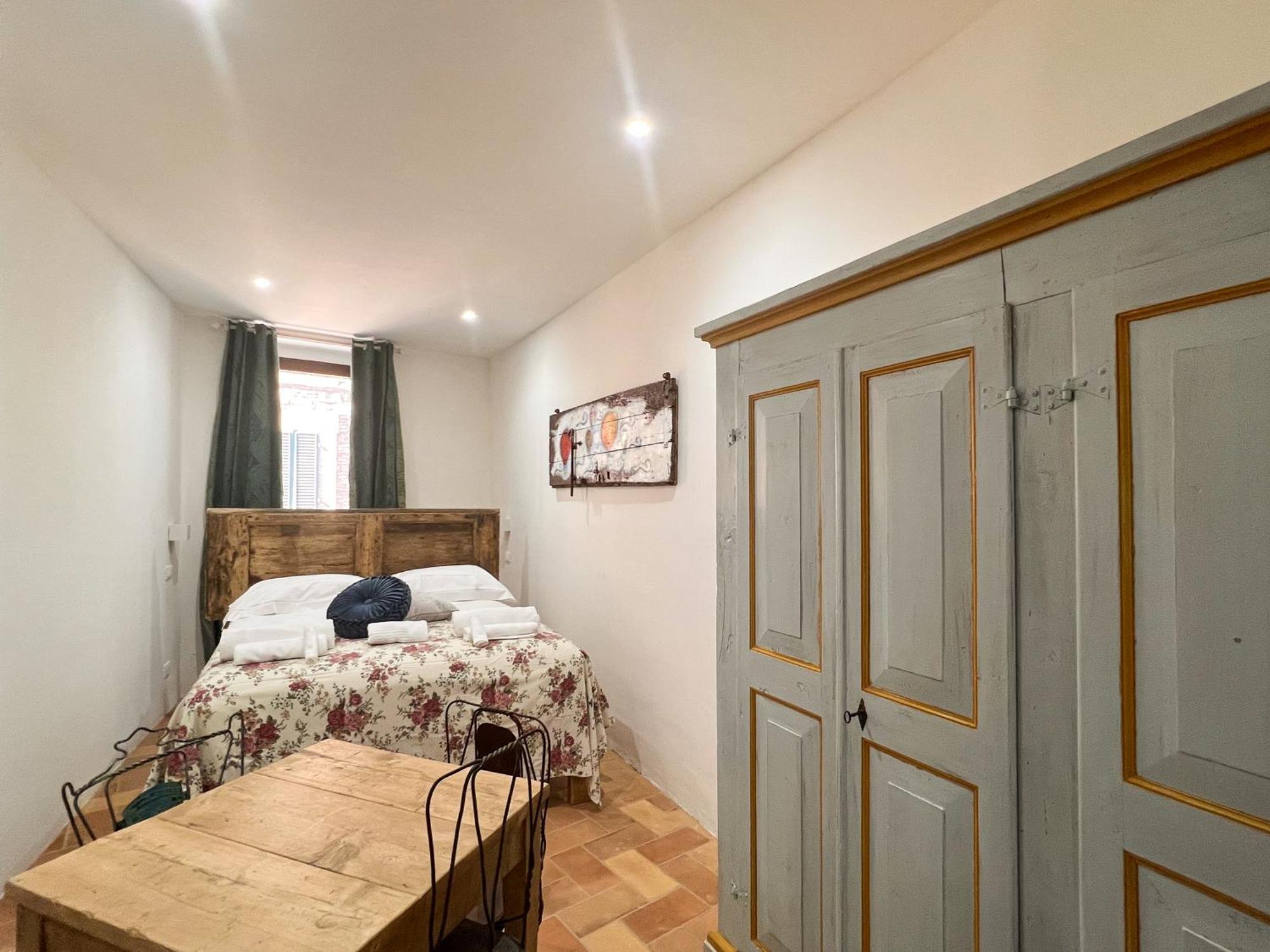 Dilà B&B&fashion store Assisi Phòng bức ảnh